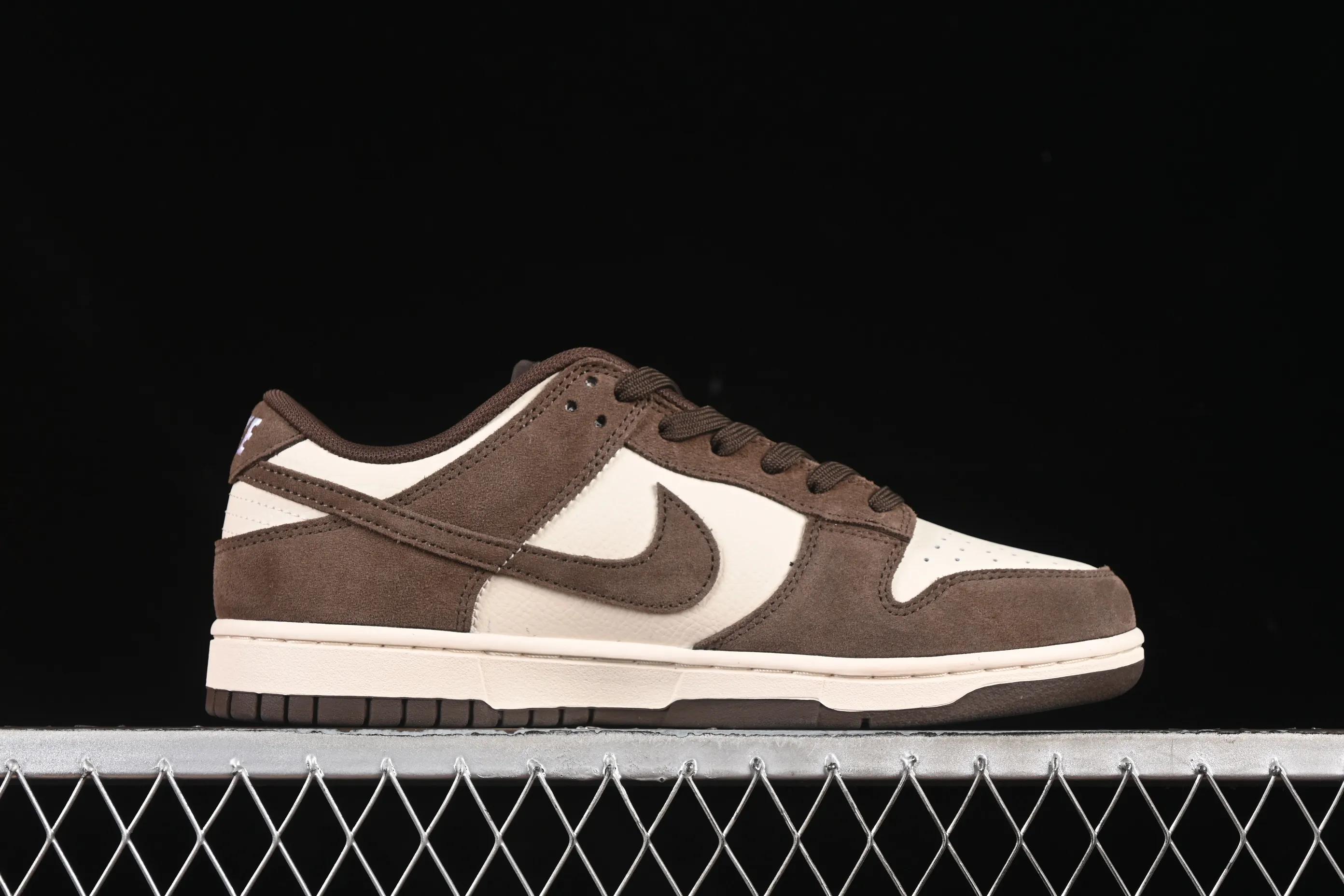 All categories Nk SB Dunk series Nk SB Dunk Low low-top sneakers Nk SB Dunk Low white mocha SB low-top casual sneakers FQ8249-104